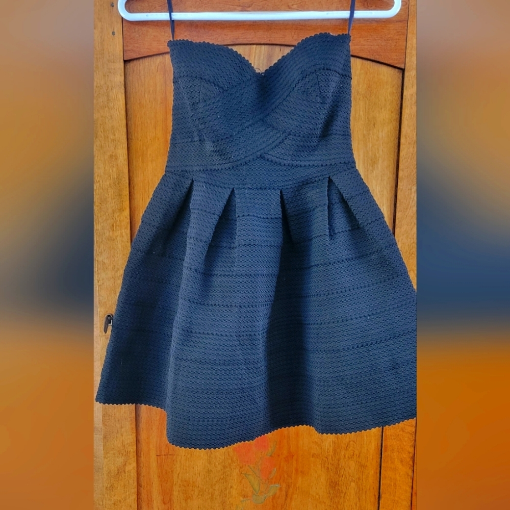 Womens dress size small
